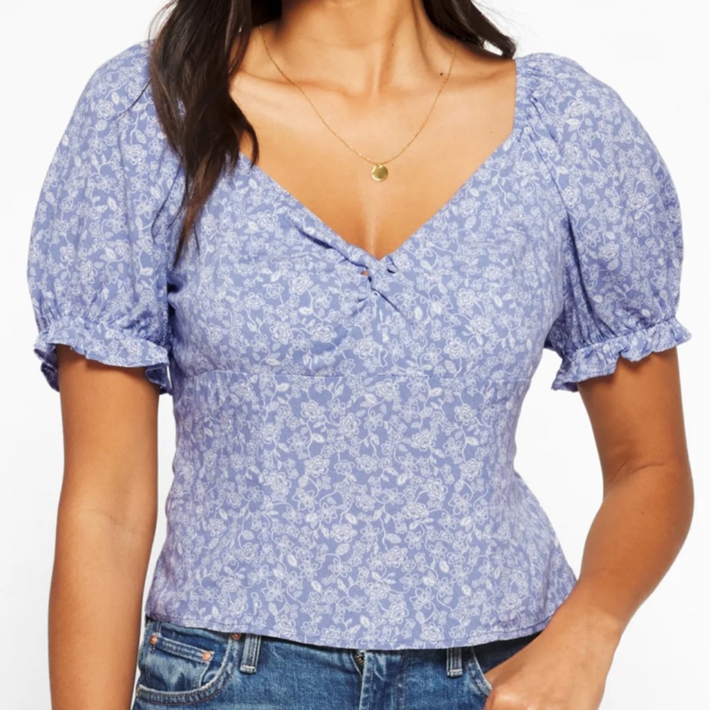 THE GENERAL GOOD Cheyenne Twist Front Crop Top